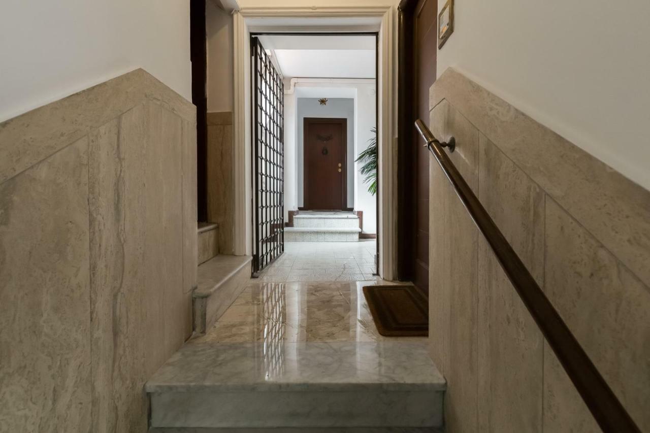Trevi Area Penthouse Apartment Rome Exterior photo