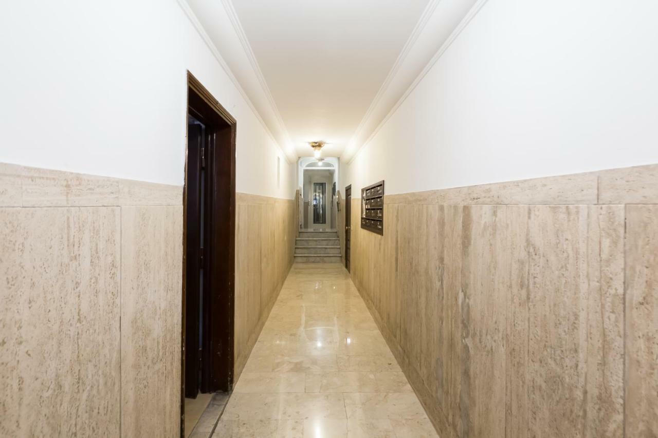 Trevi Area Penthouse Apartment Rome Exterior photo
